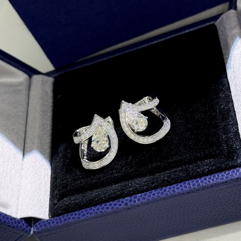CHAUMET